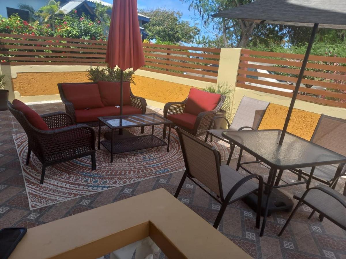 Brytan Villa Treasure Beach Buitenkant foto