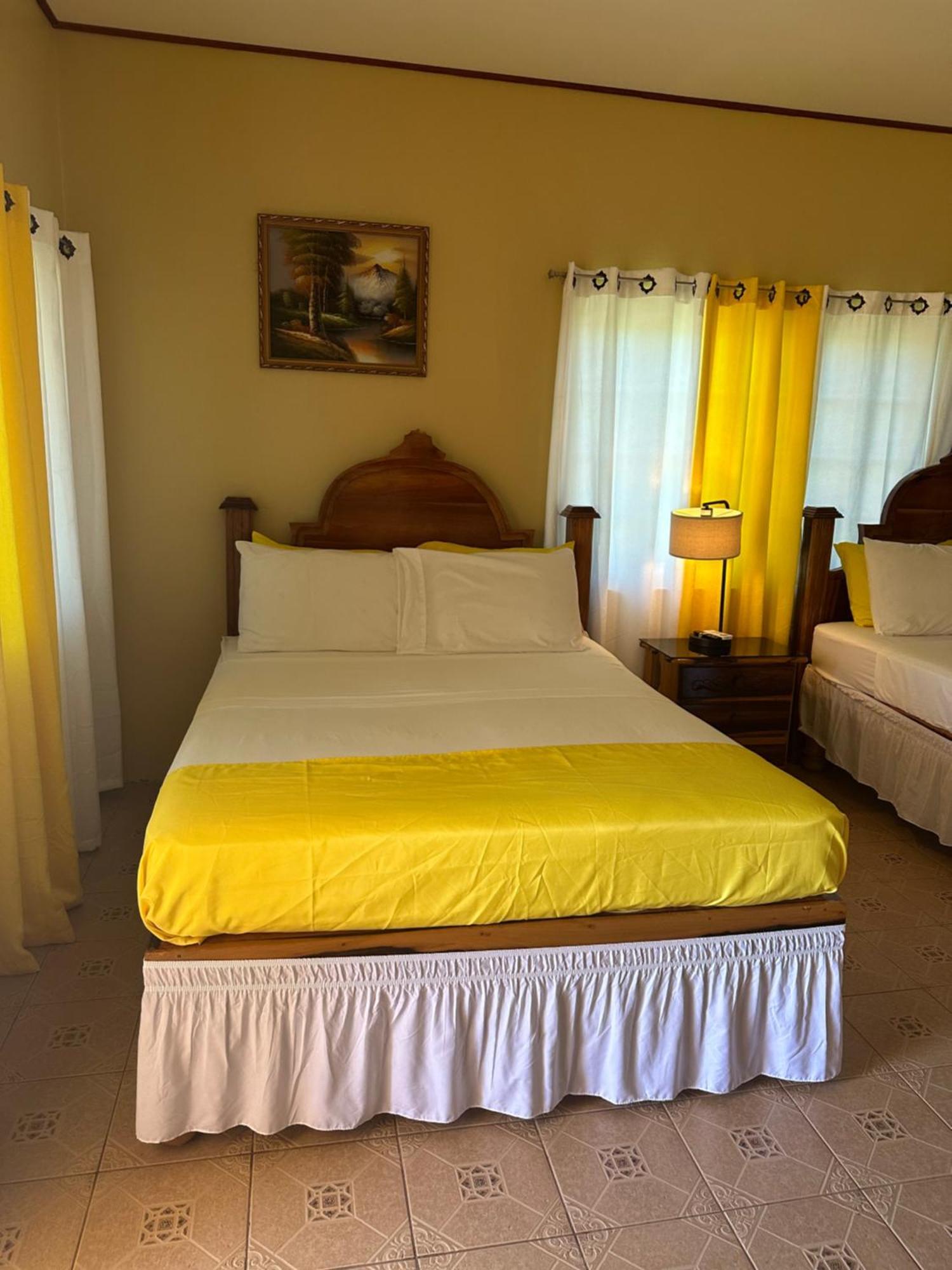 Brytan Villa Treasure Beach Buitenkant foto