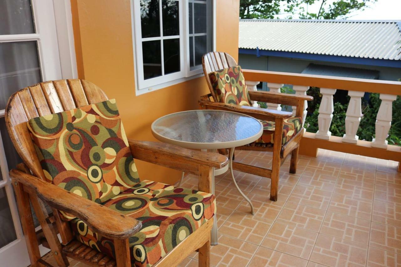Brytan Villa Treasure Beach Buitenkant foto
