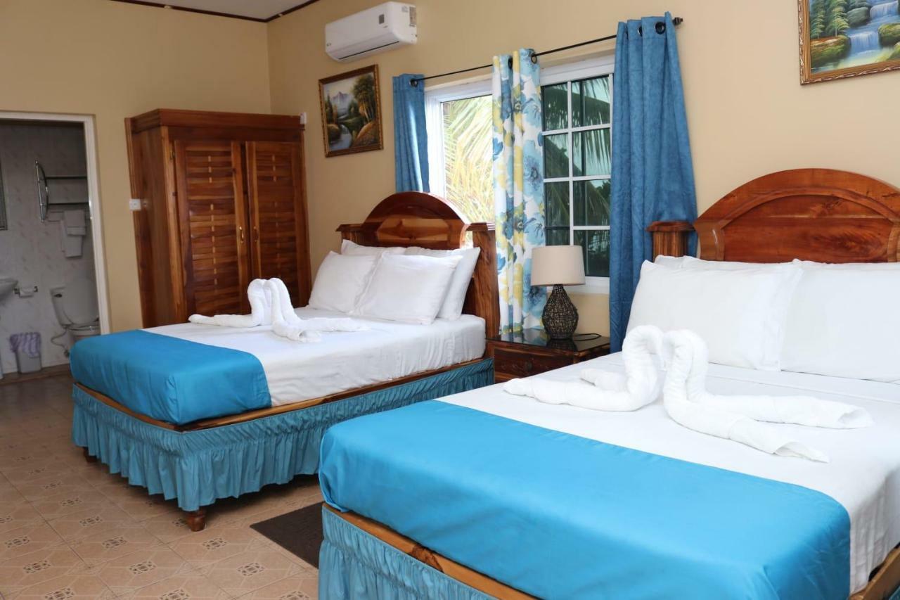 Brytan Villa Treasure Beach Buitenkant foto